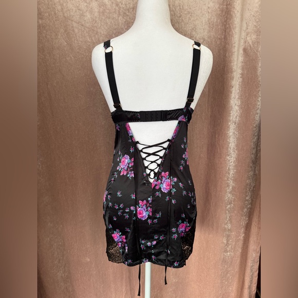 Victoria’s Secret Black Electric Bloom Stretch Satin Corset Mini Slip Dress NWOT - Picture 5 of 8